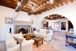 tuscany-villa-manor-livingroom.jpg